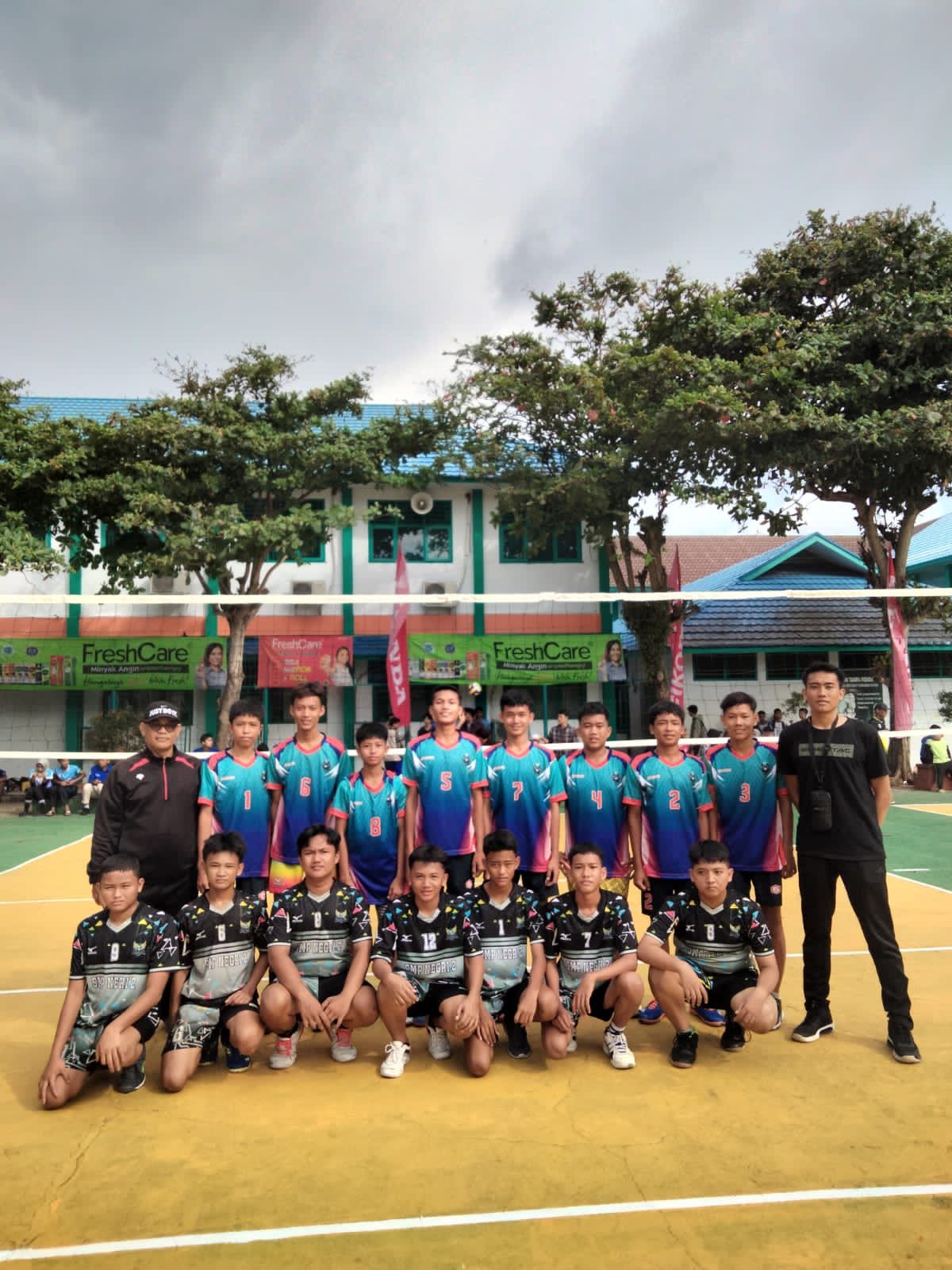 Pelatih Tim Volleyball Kabupaten Kaur Kecewa Terhadap Pelayanan Penerimaan Siswa Baru SMA N 5 Kaur